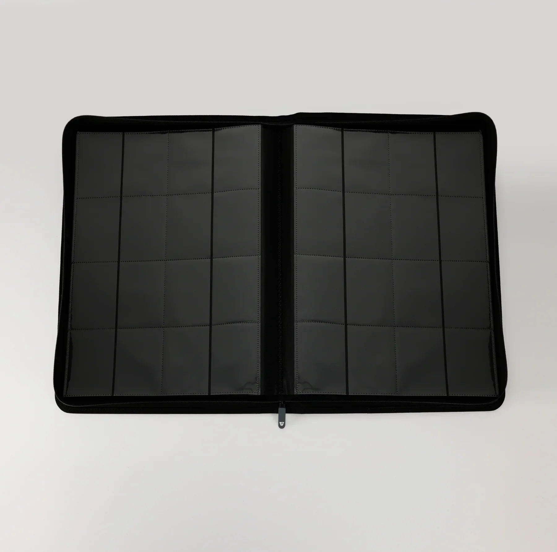 Premium 16-pocket Album | GEMLOADER | 1024 pockets